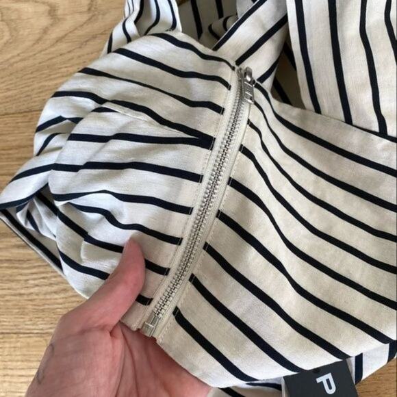 Revolve - Paper London Twist Top in Black & Cream - Picture 6 of 8